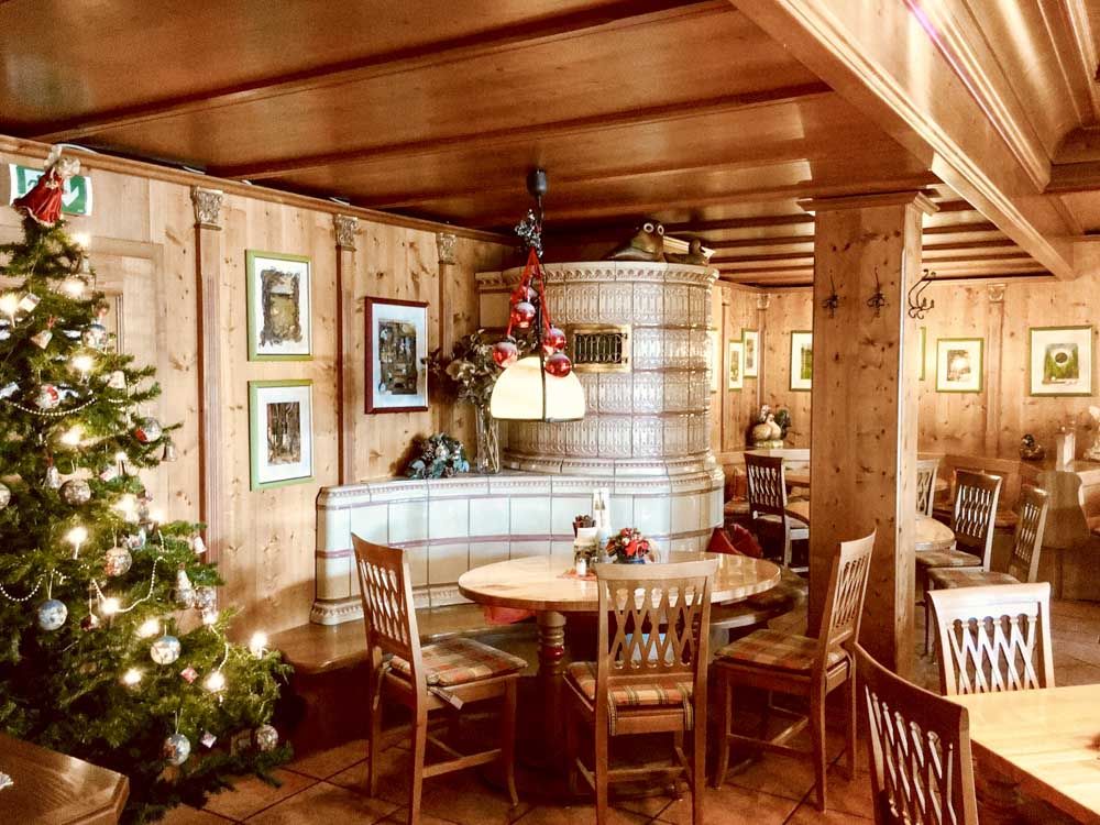 04_kaminzimmer_weihnachten